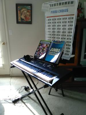 Yamaha ES 220 Keyboard