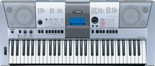 Yamaha PSR E413